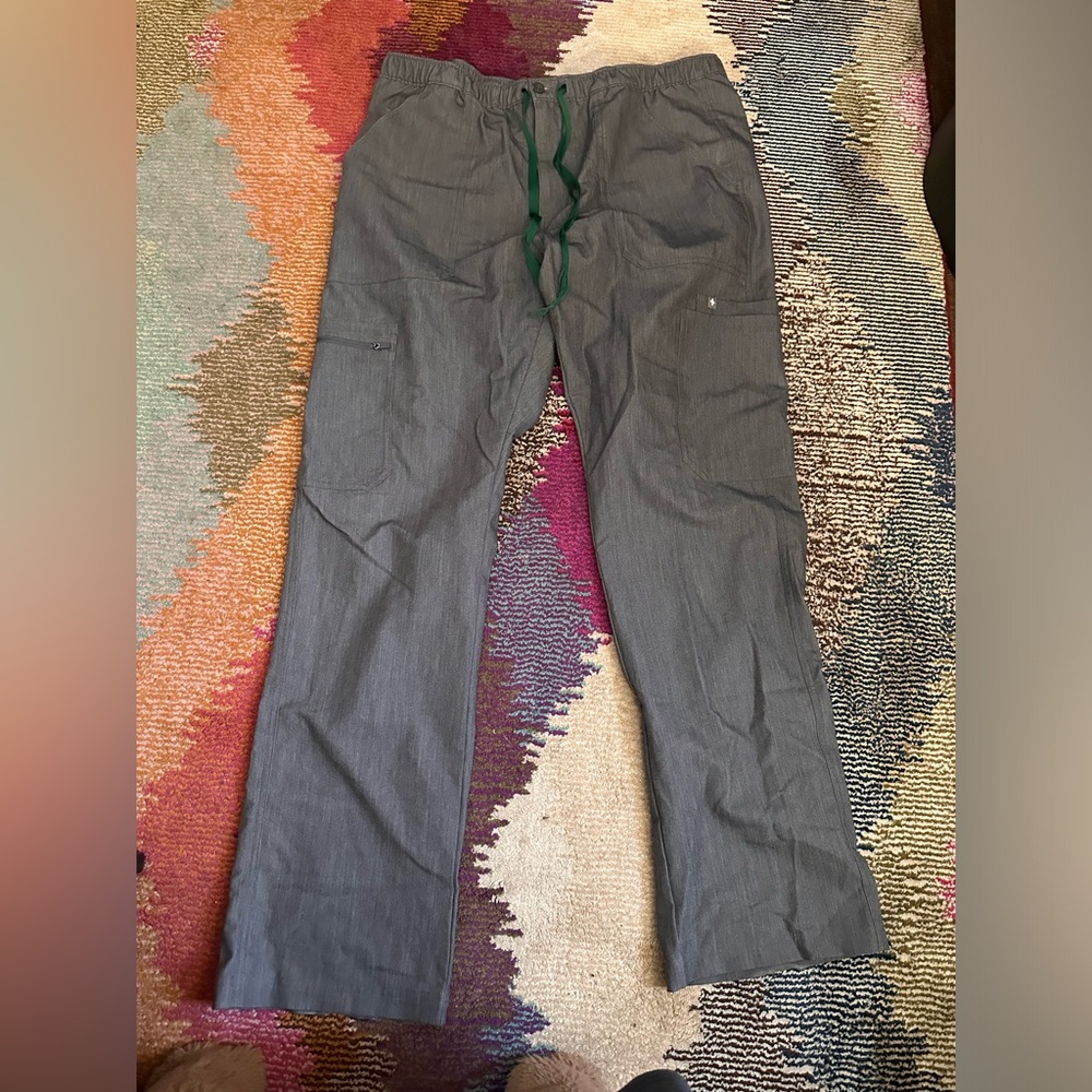 XL men’s figs scrub bottoms- graphite